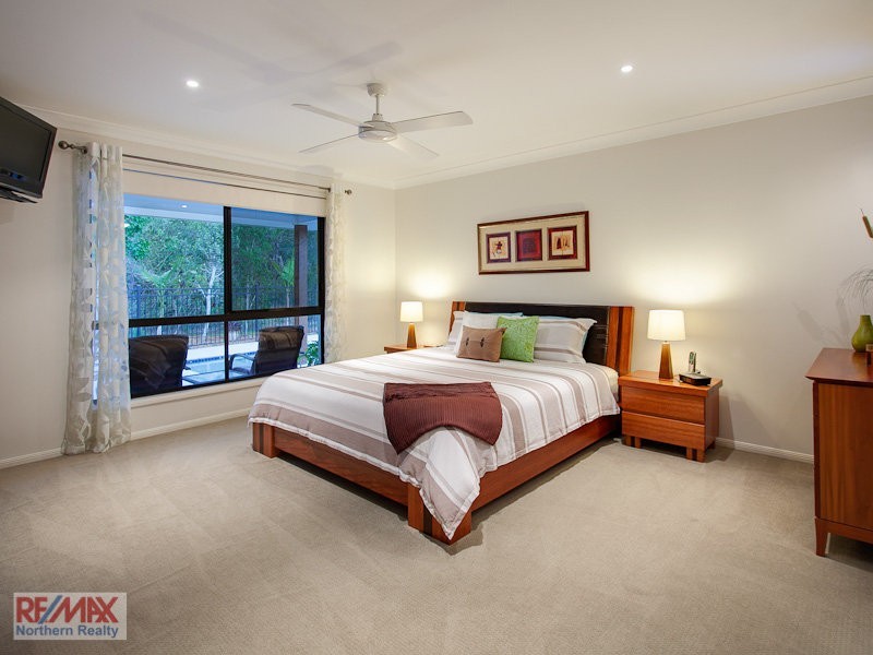 13 Bowerbird Ct, Cashmere QLD 4500