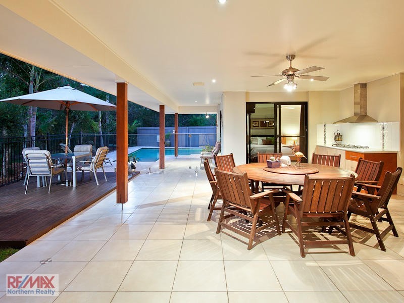 13 Bowerbird Ct, Cashmere QLD 4500