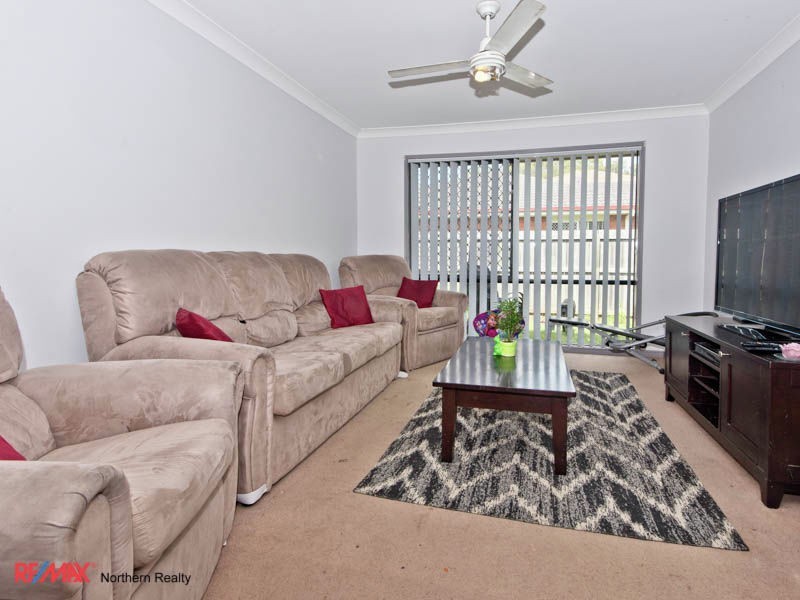 5 Hubner Drive, Rothwell QLD 4022