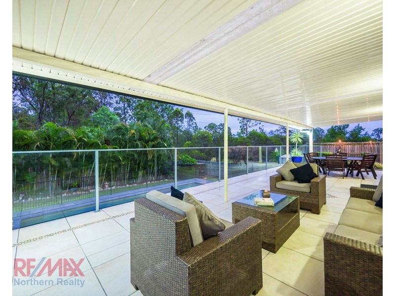 14 Lowai Ct, Albany Creek QLD 4035