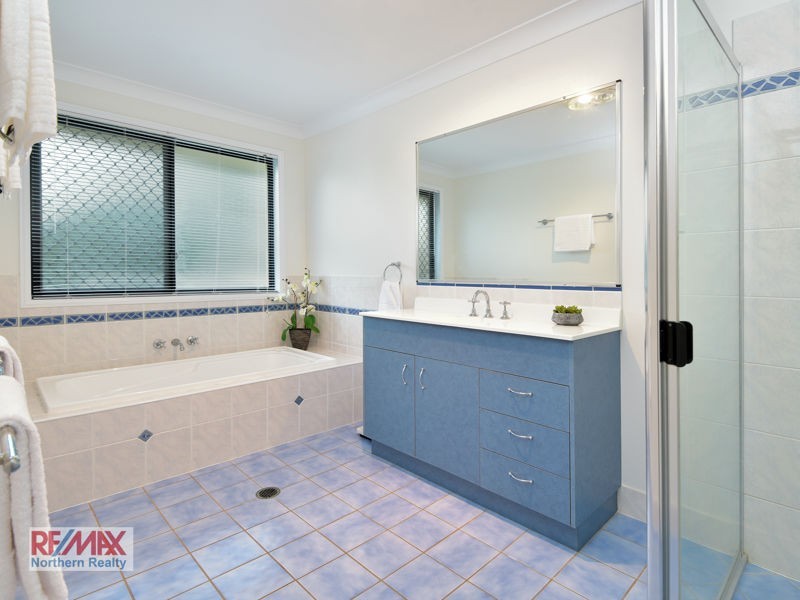 29 Snow Wood Drive, Eatons Hill QLD 4037