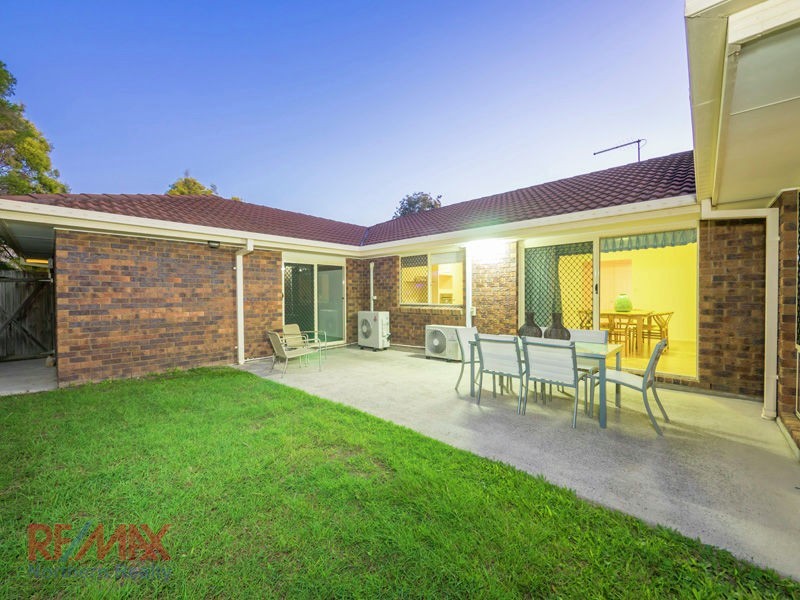 32 Pascali Cres, Eatons Hill QLD 4037