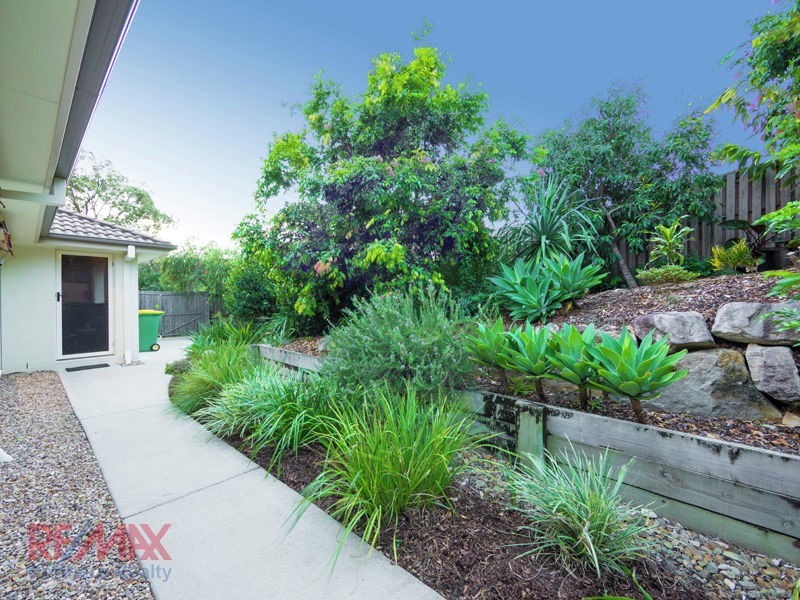 26 Bella St, Cashmere QLD 4500