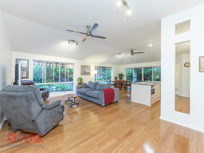 26 Bella St, Cashmere QLD 4500