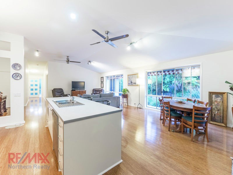 26 Bella St, Cashmere QLD 4500
