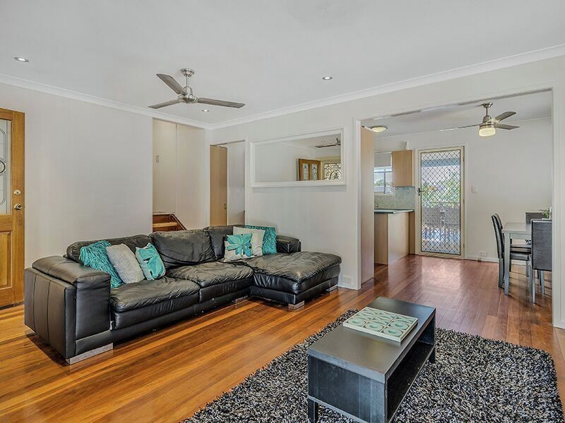 22 Leitchs Road South, Albany Creek QLD 4035