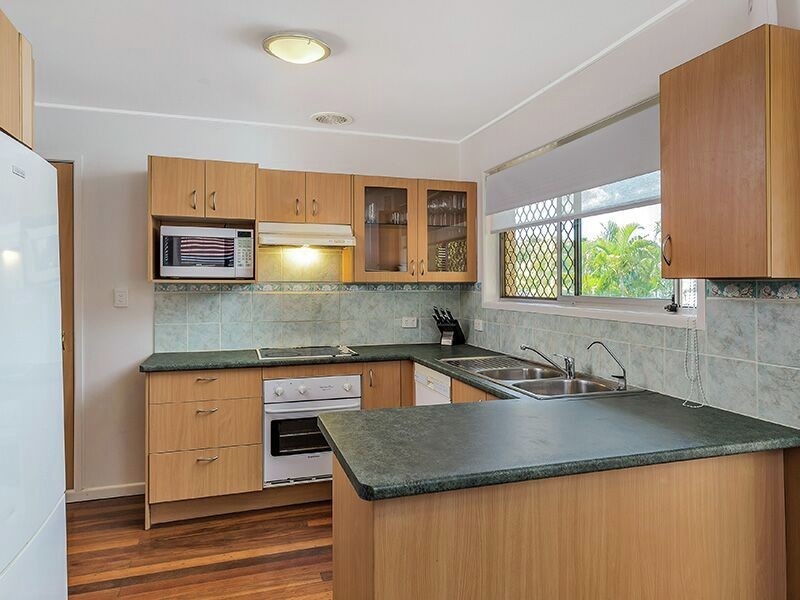 22 Leitchs Road South, Albany Creek QLD 4035