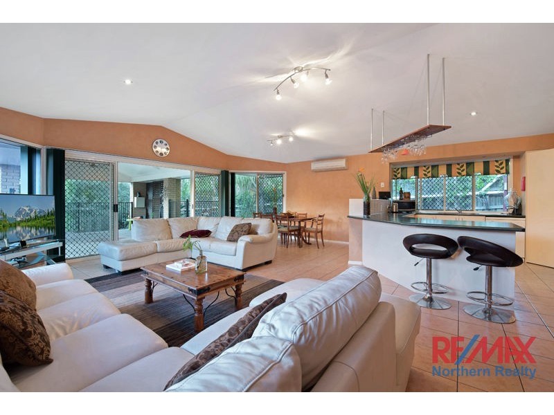 71 Constellation Crescent, Bridgeman Downs QLD 4035