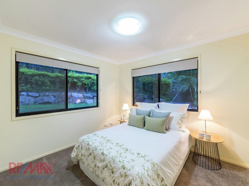 8 Foambark Ct, Eatons Hill QLD 4037