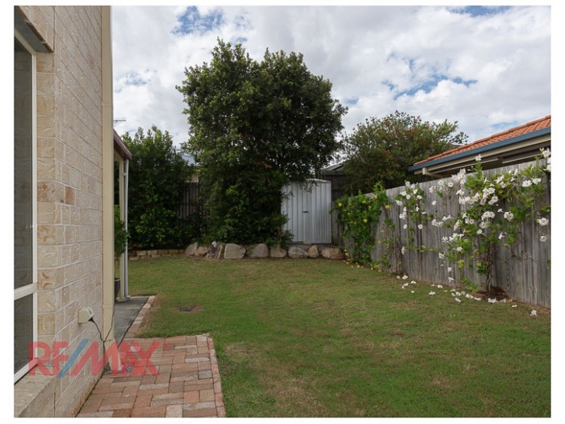 2/9 Lady Bowen Parade, Rothwell QLD 4022