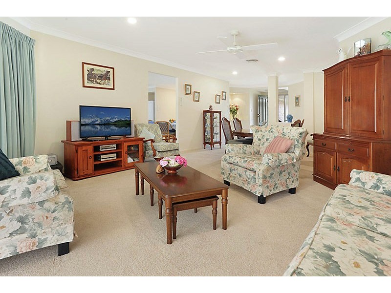 12 Banksia Place, Bridgeman Downs QLD 4035