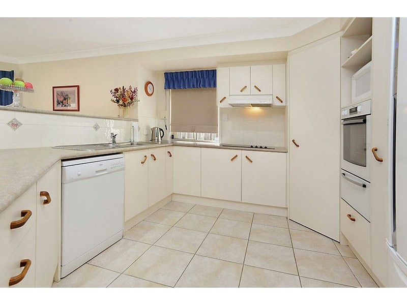 12 Banksia Place, Bridgeman Downs QLD 4035