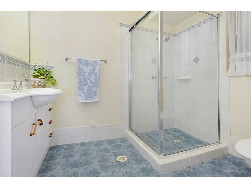 12 Banksia Place, Bridgeman Downs QLD 4035