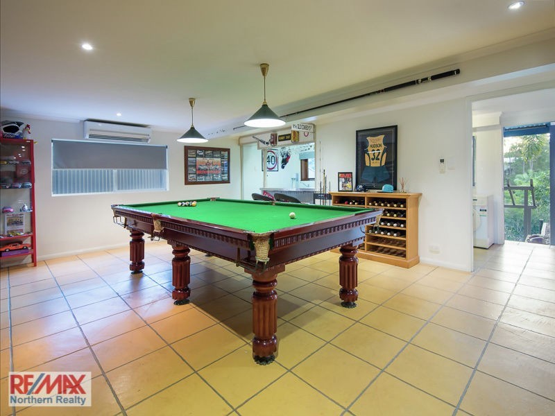 27 View Crescent, Arana Hills QLD 4054