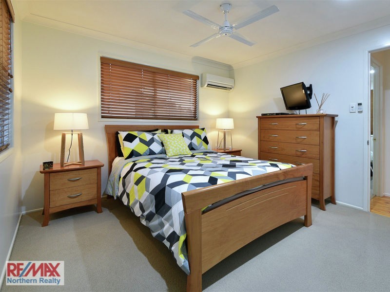 27 View Crescent, Arana Hills QLD 4054