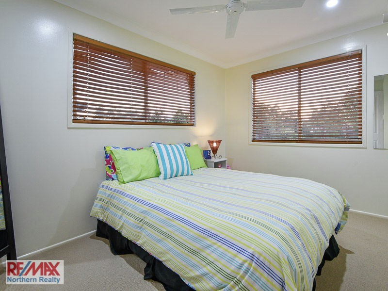 27 View Crescent, Arana Hills QLD 4054