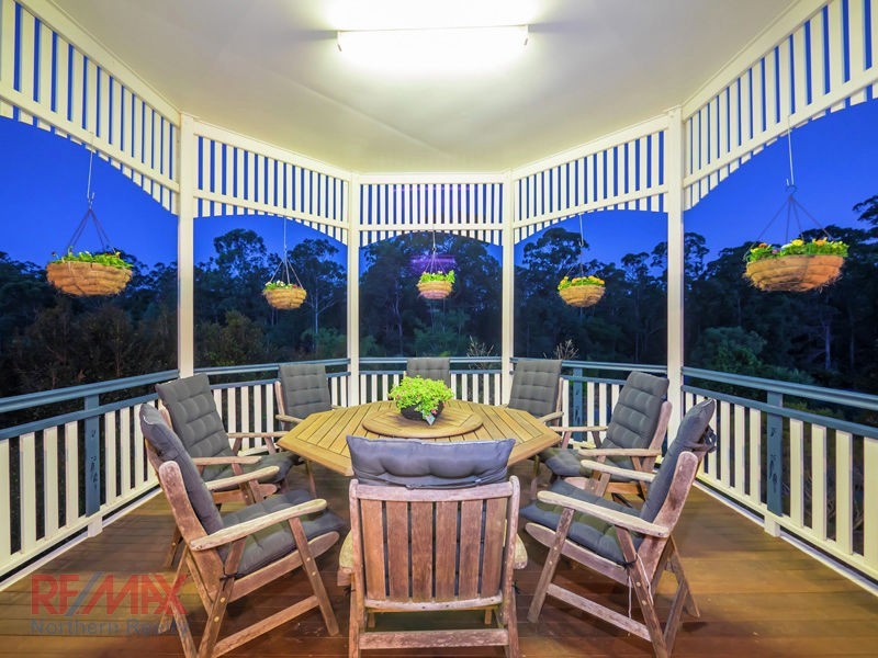 17 Corvus Dve, Cashmere QLD 4500