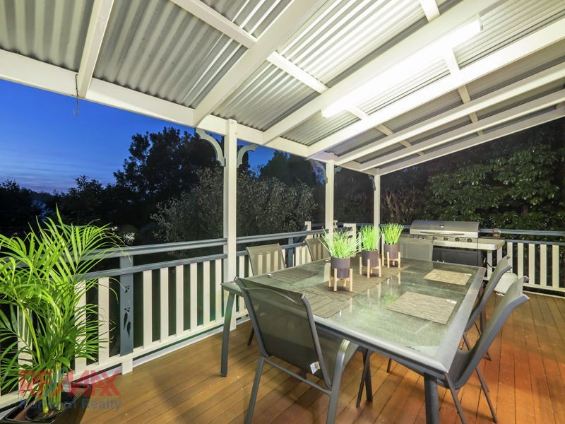 17 Corvus Dve, Cashmere QLD 4500