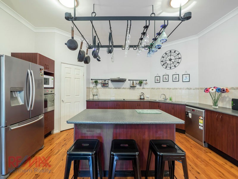 17 Corvus Dve, Cashmere QLD 4500