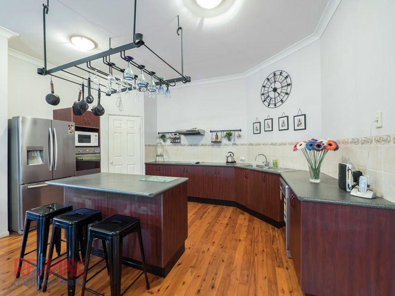 17 Corvus Dve, Cashmere QLD 4500