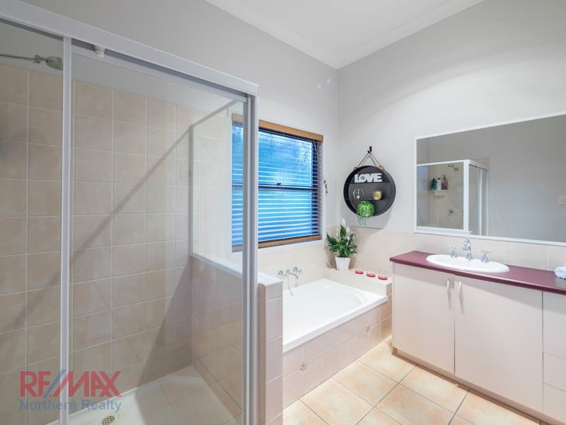 17 Corvus Dve, Cashmere QLD 4500