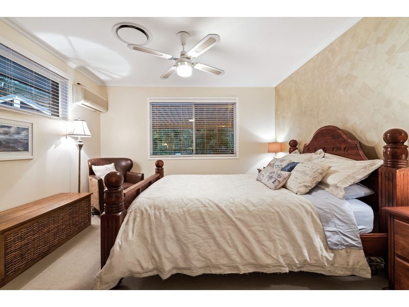 9 Clematis Court, Cashmere QLD 4500