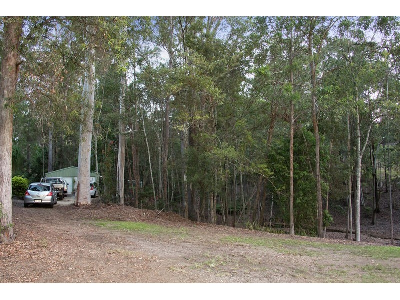 9 Clematis Court, Cashmere QLD 4500