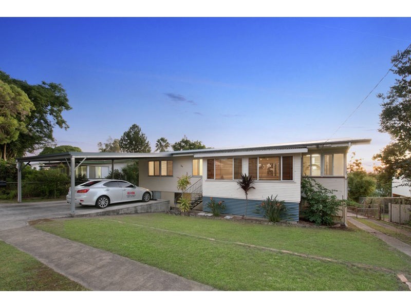 24 Chuter Street, Stafford Heights QLD 4053