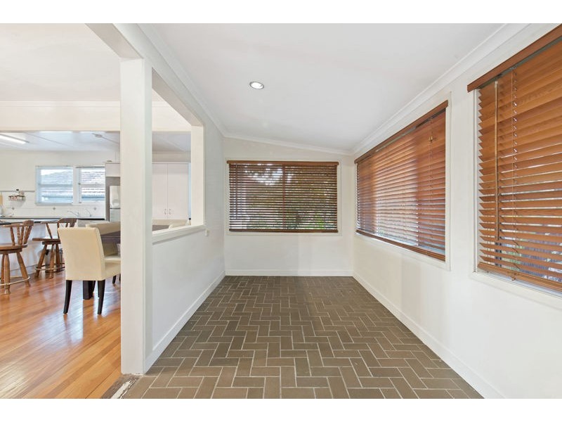 24 Chuter Street, Stafford Heights QLD 4053