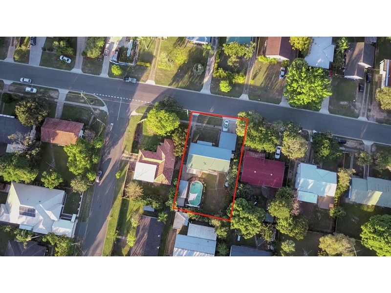 24 Chuter Street, Stafford Heights QLD 4053