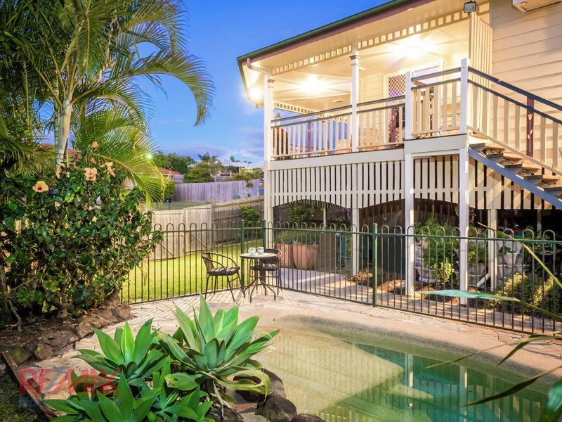 2 Medeo ct, Eatons Hill QLD 4037