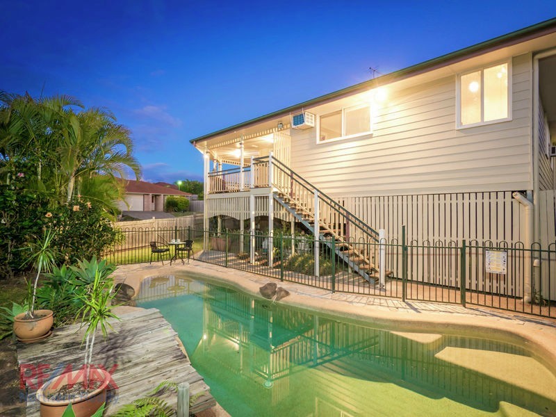 2 Medeo ct, Eatons Hill QLD 4037