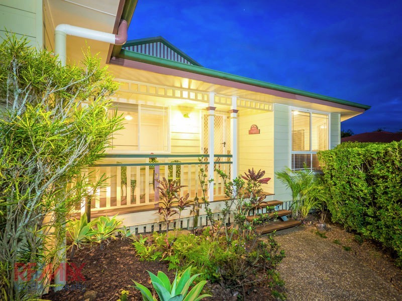 2 Medeo ct, Eatons Hill QLD 4037
