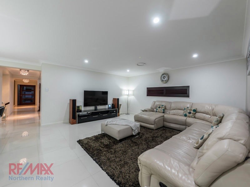 5 Brody Ct, Cashmere QLD 4500