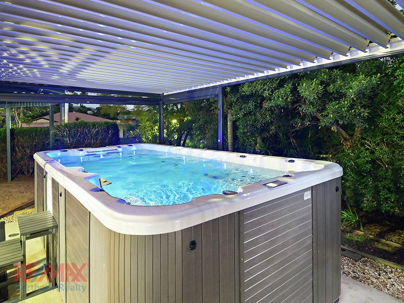 82 Cressbrook Drive, Albany Creek QLD 4035