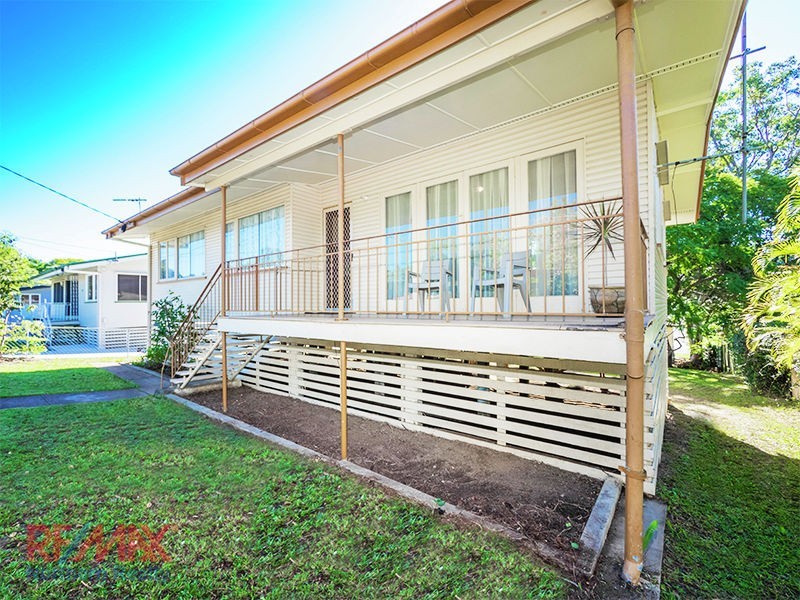 11 Aldren Street, Stafford Heights QLD 4053