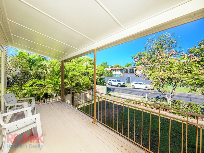 11 Aldren Street, Stafford Heights QLD 4053