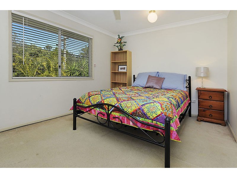 2 Jane St, Arana Hills QLD 4054