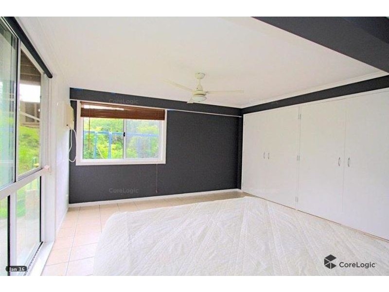 2 Jane St, Arana Hills QLD 4054