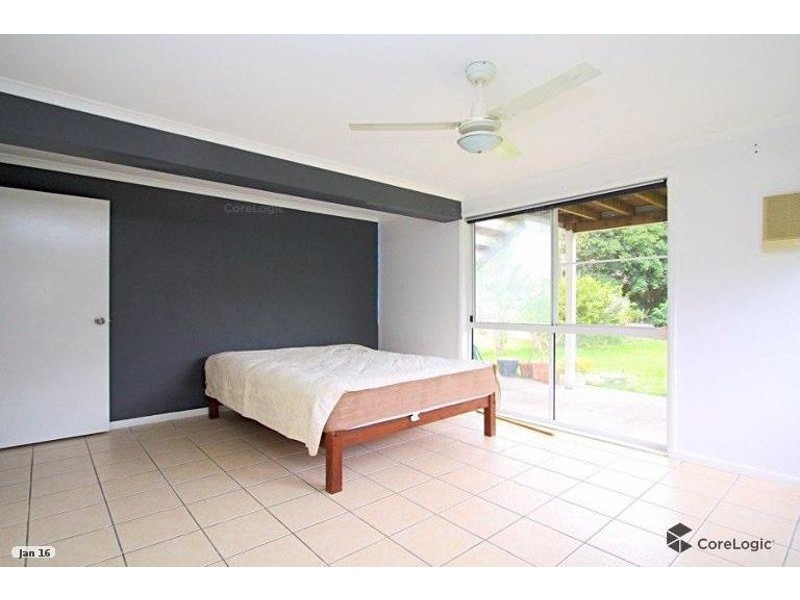 2 Jane St, Arana Hills QLD 4054