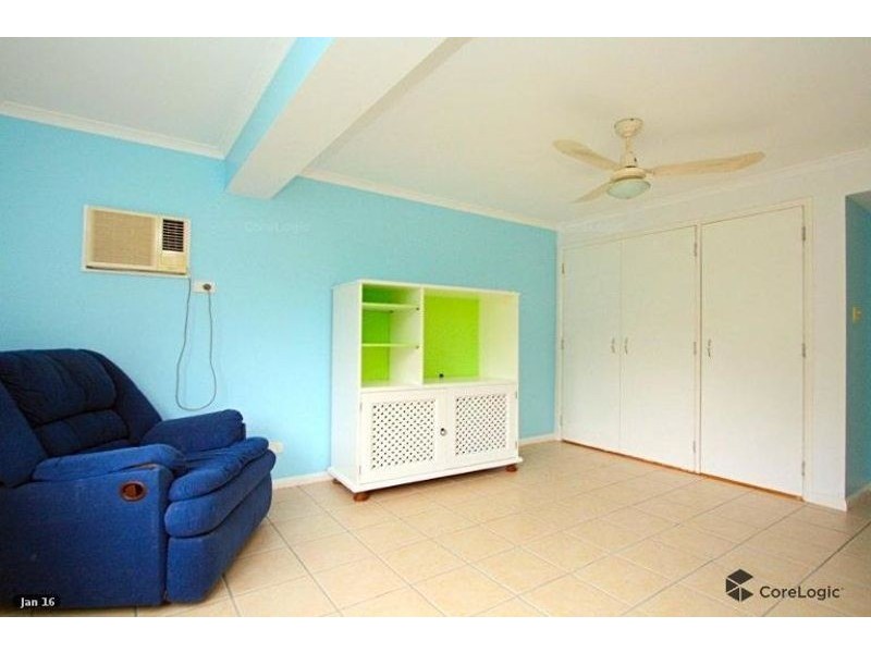 2 Jane St, Arana Hills QLD 4054