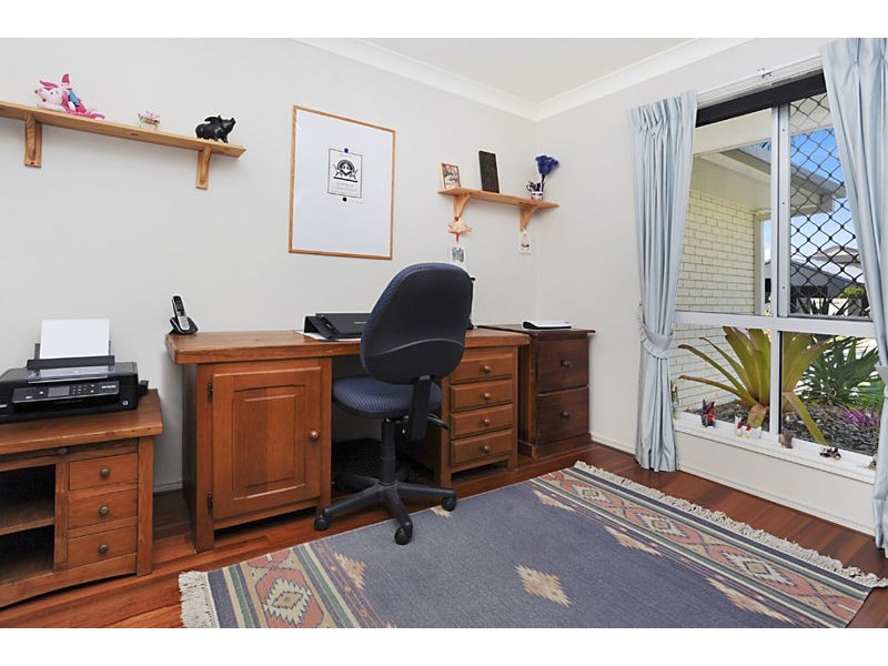 25 Coolabah Cres, Bridgeman Downs QLD 4035