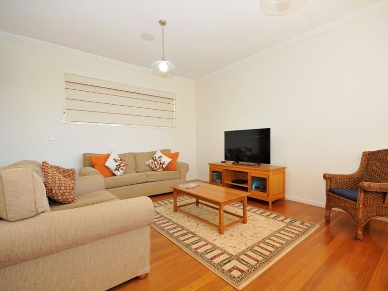 15 Heron Close, Cashmere QLD 4500