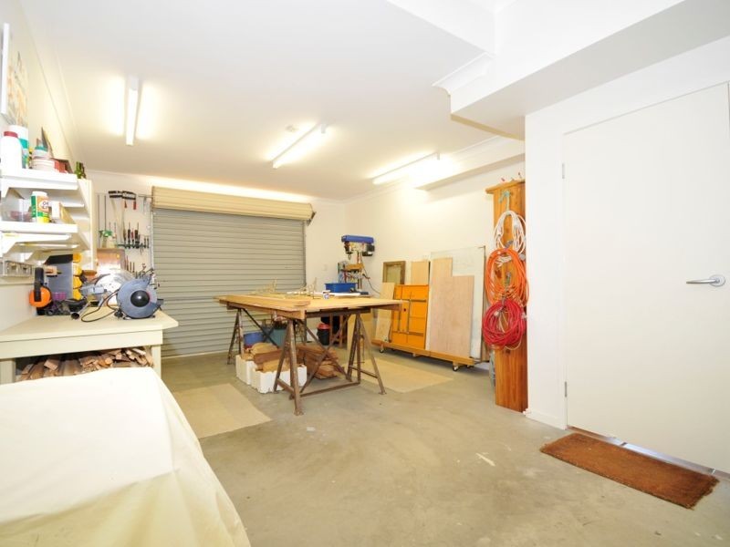 15 Heron Close, Cashmere QLD 4500