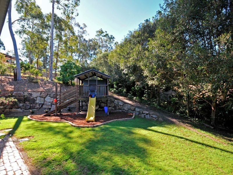 46 Snow Wood Drive, Eatons Hill QLD 4037