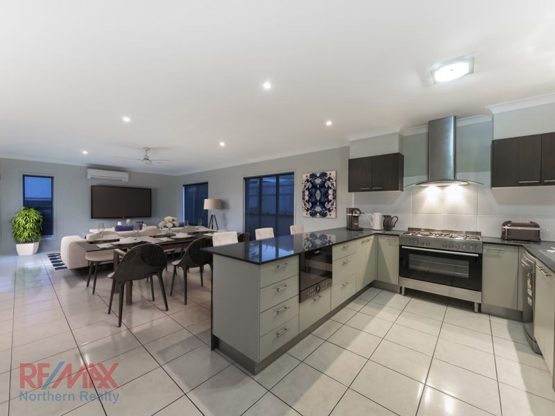 32 Hume Cct, Warner QLD 4500