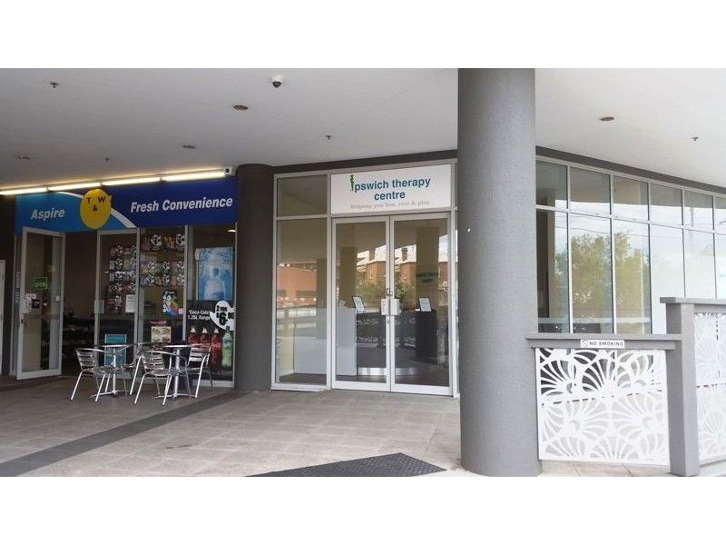 4/11 ELLENBOROUGH STREET, Ipswich QLD 4305