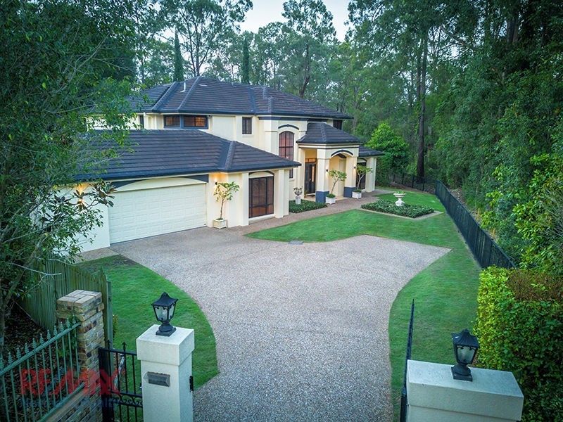 4 Havenwood Court, Albany Creek QLD 4035