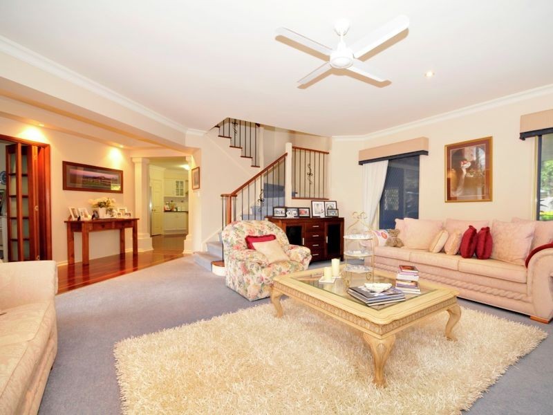 35 Snow Wood Drive, Eatons Hill QLD 4037