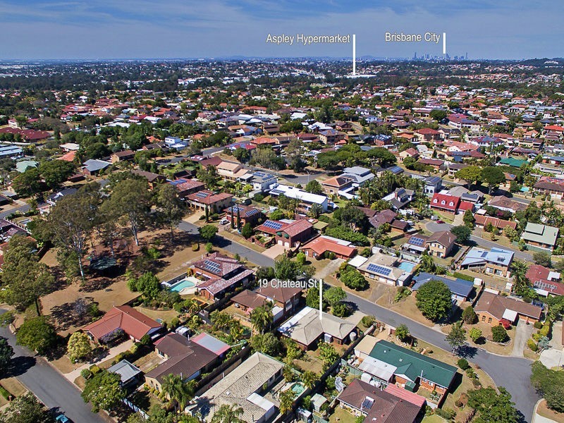 19 Chateau Street, Carseldine QLD 4034